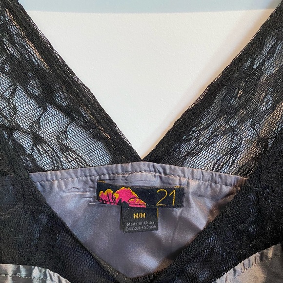 Silver dress - Picture 4 of 5